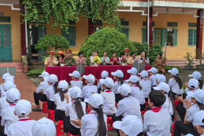 GIÁO DỤC KĨ NĂNG SỐNG VỀ AN TOÀN GIAO THÔNG VÀ PHÒNG CHỐNG MA TUÝ CHO HỌC SINH TẠI TRƯỜNG THCS HẢI LỘC.