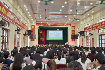 TRƯỜNG THCS HẢI LỘC VỚI LỚP BỒI DƯỠNG CHÍNH TRỊ ĐẦU NĂM 2025 -2026