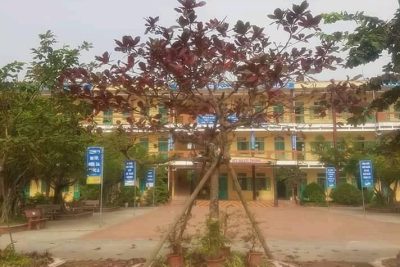 Sân trường