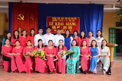 Khai giảng năm học mới