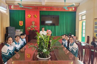 TRƯỜNG THCS HẢI LỘC, NINH BÌNH “BGH NHÀ TRƯỜNG GẶP ĐỘI TUYỂN HSG CẤP TỈNH PHỔ BIẾN QUY CHẾ THI VÀ ĐỘNG VIÊN KHÍCH LỆ ĐỘI TUYỂN: BÌNH TĨNH – TỰ TIN – CHIẾN THẮNG”